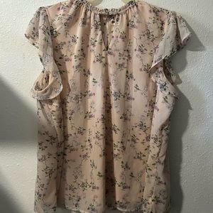 Floral coquette style top. Plus size.